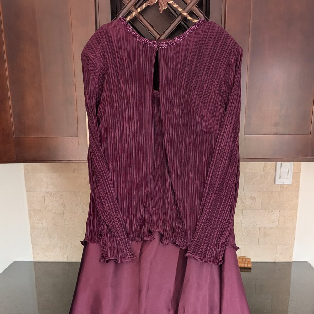 Size 24W-26/28 Formal Dresses